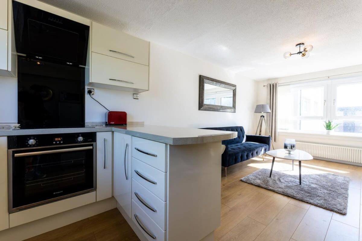 Stunning City Centre 1 Bed With Free Parking Glasgow Eksteriør bilde